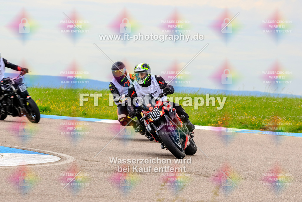 MotoTeam-3056 | Hier findet Ihr Bilder von Touristenfahrten auf der Nürburgring Nordschleife oder von anderen Veranstaltungen die ich besucht habe. Viel Spass beim Durch Schauen 