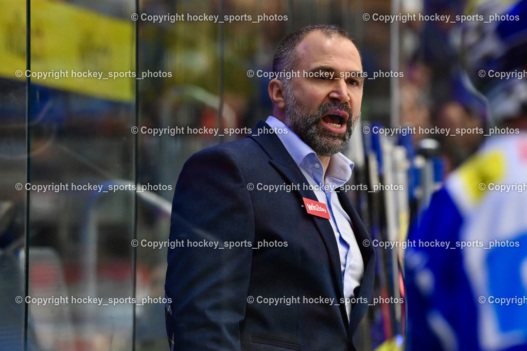 EC IDM WÄRMEPUMPEN VSV vs. HCB Südtirol Alperia, ÖEHV, | Pierre Allard Headcoach EC VSV, EC IDM WÄRMEPUMPEN VSV vs. HCB Südtirol Alperia, ÖEHV, EC IDM WÄRMEPUMPEN VSV vs. HCB Südtirol Alperia am 03.12.2025 in Villach (Stadthalle Villach), Austria, (Photo by Bernd Stefan)