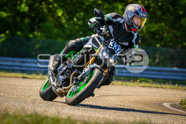 0337-260509DCB-019_337 | Deine Full-Service-Agentur für ✔️Videoproduktionen und ✔️Motorsportfotografie Jetzt Angebot anfragen!