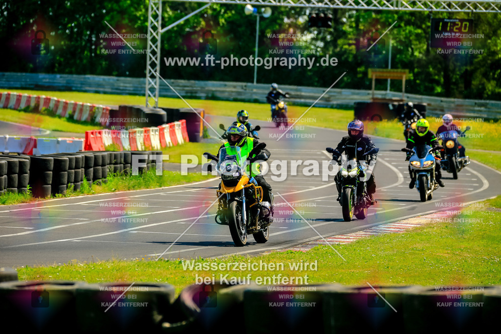 _NBG4154 | Hier findet Ihr Bilder von Touristenfahrten auf der Nürburgring Nordschleife oder von anderen Veranstaltungen die ich besucht habe. Viel Spass beim Durch Schauen 