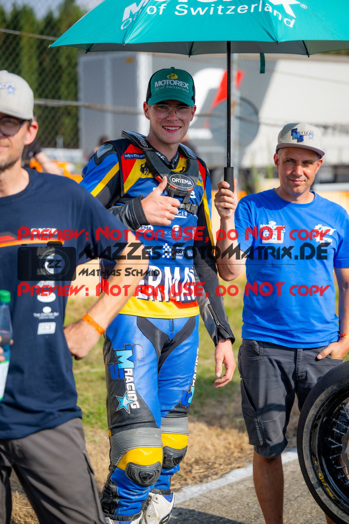 MaZZes_FotoMatrix_231014_2345 | S2