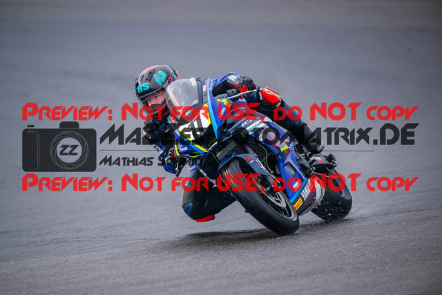 MaZZes_FotoMatrix_240830_6007705_0342 | R7