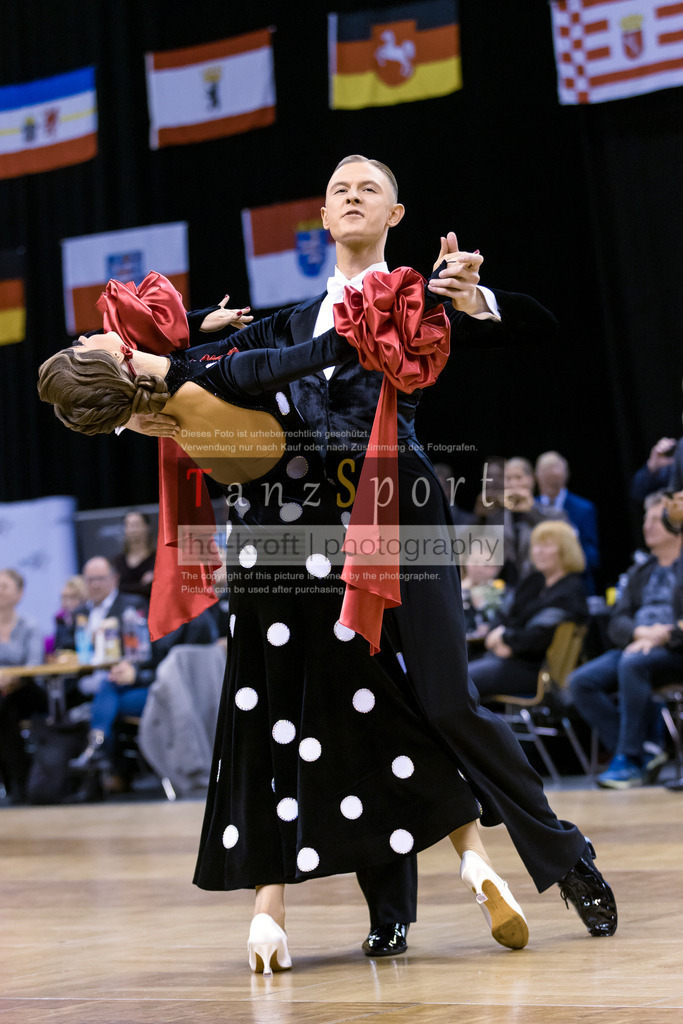 20241102_DM_HGR_Std_09570 | Tanzsportbilder, Standardtanz, Lateintanz, WDSF, DTV, LTVB, dancecomp, goc, hessen tanzt, blaues band der spree, walzer, tango, wiener walzer, slowfox, quickstepp, samba, rumba, cha-cha-cha, paso doble. jive, hd-kroft photography, turniertanzsport