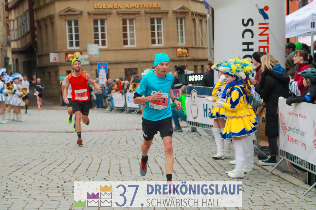 VR Bank Hauptlauf 10000m | 3 Koenigslauf 2023 - Realisiert mit Pictrs.com