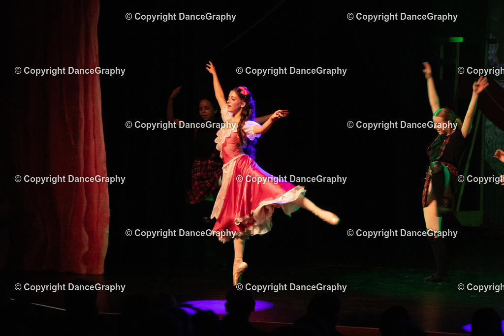 GPHY2044 | DanceGraphy - Realisiert mit Pictrs.com