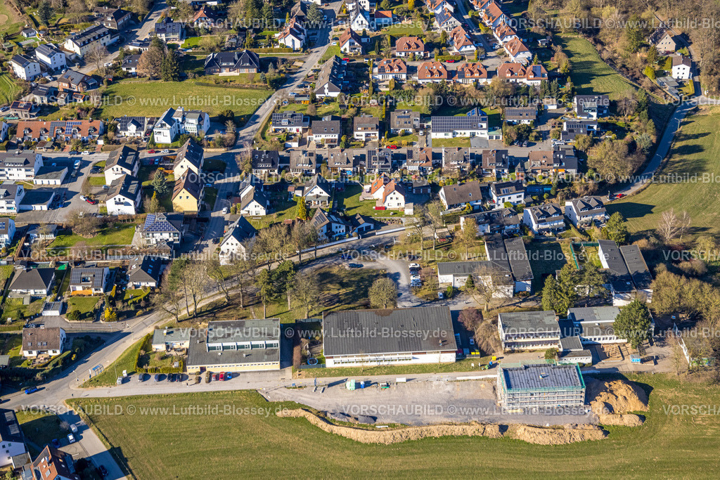 Hagen250302822 | Luftbild, Grundschule mit Neubau Auf dem Blumenkampe, Wohngebiet Ortsansicht Ortsteil Berchum, Lennetal, Hagen, Ruhrgebiet, Nordrhein-Westfalen, Deutschland
