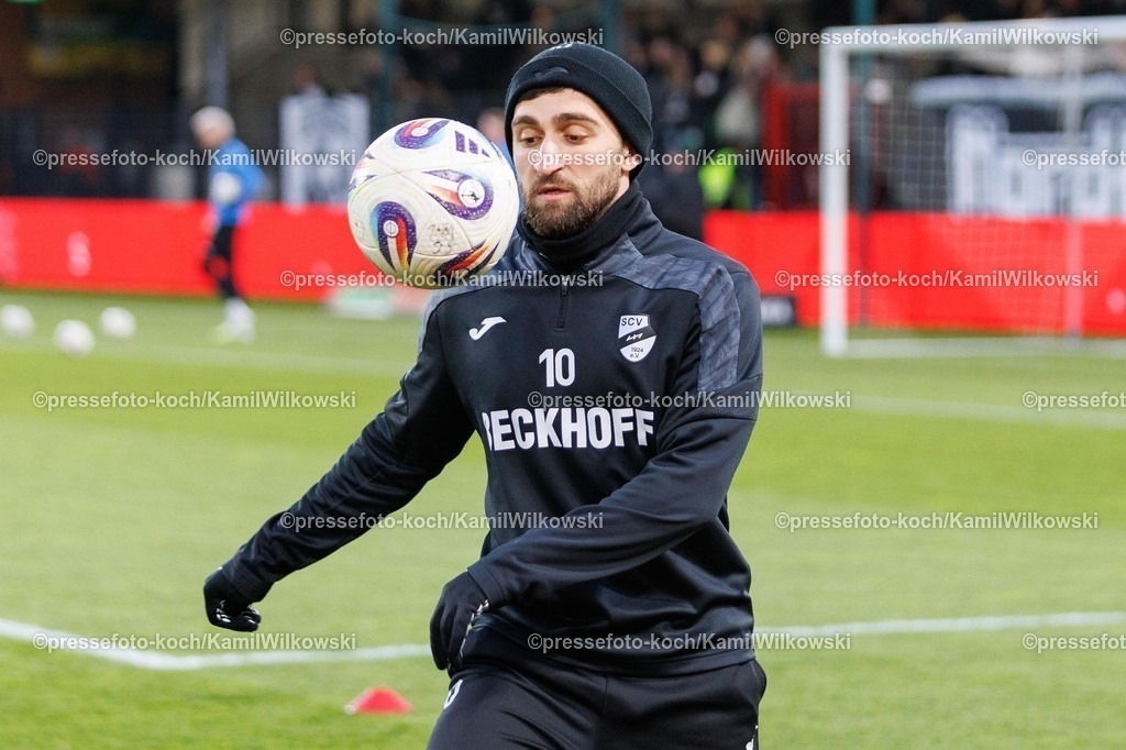 xKWIx30112501017 | 30.11.2025, xkwix, Fußball, 3. Liga, SSC Verl - VfL Osnabrück, Sportclub Arena: Berkan Taz (SC Verl #10)xKamilxWilkowskixPressefotoKochx