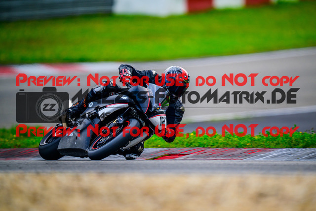 MaZZes_FotoMatrix_240910_6007705_9759 | WEISS