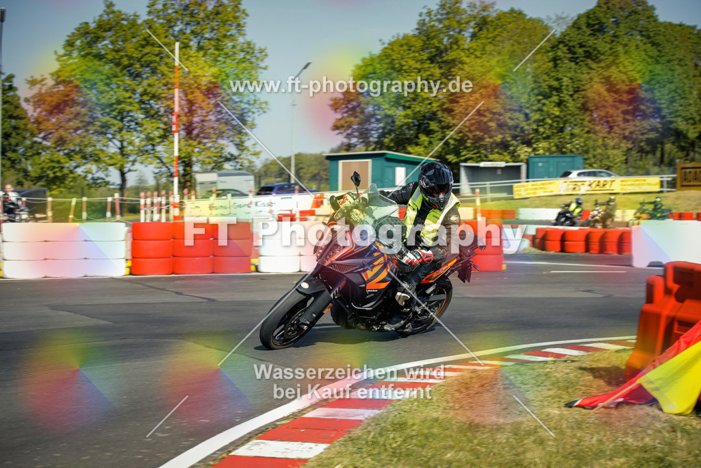 OBK_Mai_Volker_Adam-10099 | Hier findet Ihr Bilder von Touristenfahrten auf der Nürburgring Nordschleife oder von anderen Veranstaltungen die ich besucht habe. Viel Spass beim Durch Schauen 