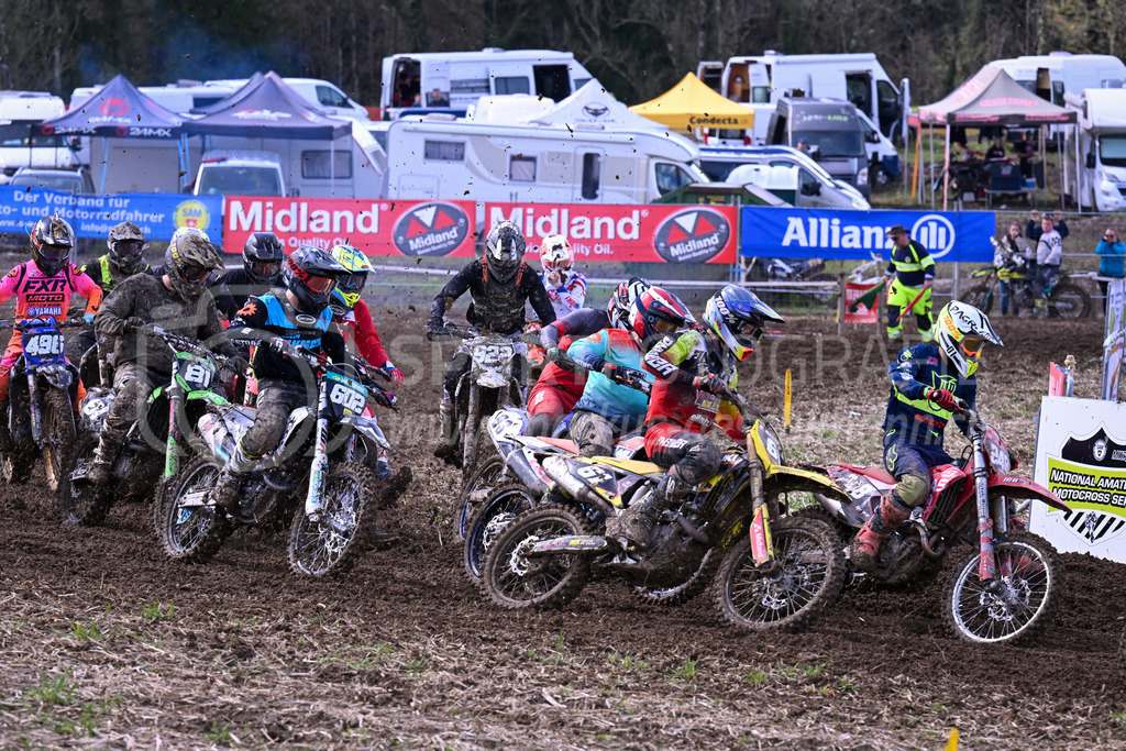 Motocross Schlatt bei Winterthur - 29. April 2023 | #81 Schilling Robin aus Bischofszell (CH) auf Kawasaki, #602 Lueber Patrik aus Winterthur (CH) auf Husqvarna, #61 Wirz Kenny aus Moeriken (CH) auf SUZUKI und #248 Huber Charel aus ?bersaxen (AT) auf Gas Gas 250 MC in der Kategorie MX2 am Motocross Schlatt bei Winterthur, 29. April 2023.
Instagram: @mx_schlatt | @mc_wila | @sam_schweiz
Bild: Sportfotografie Markus Aeschimann | www.markus-aeschimann.ch - Realisiert mit Pictrs.com