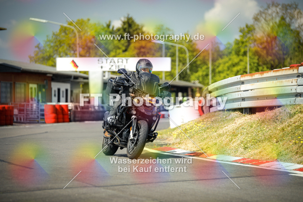 OBK_Mai_Justin_Uwe-10734 | Hier findet Ihr Bilder von Touristenfahrten auf der Nürburgring Nordschleife oder von anderen Veranstaltungen die ich besucht habe. Viel Spass beim Durch Schauen 