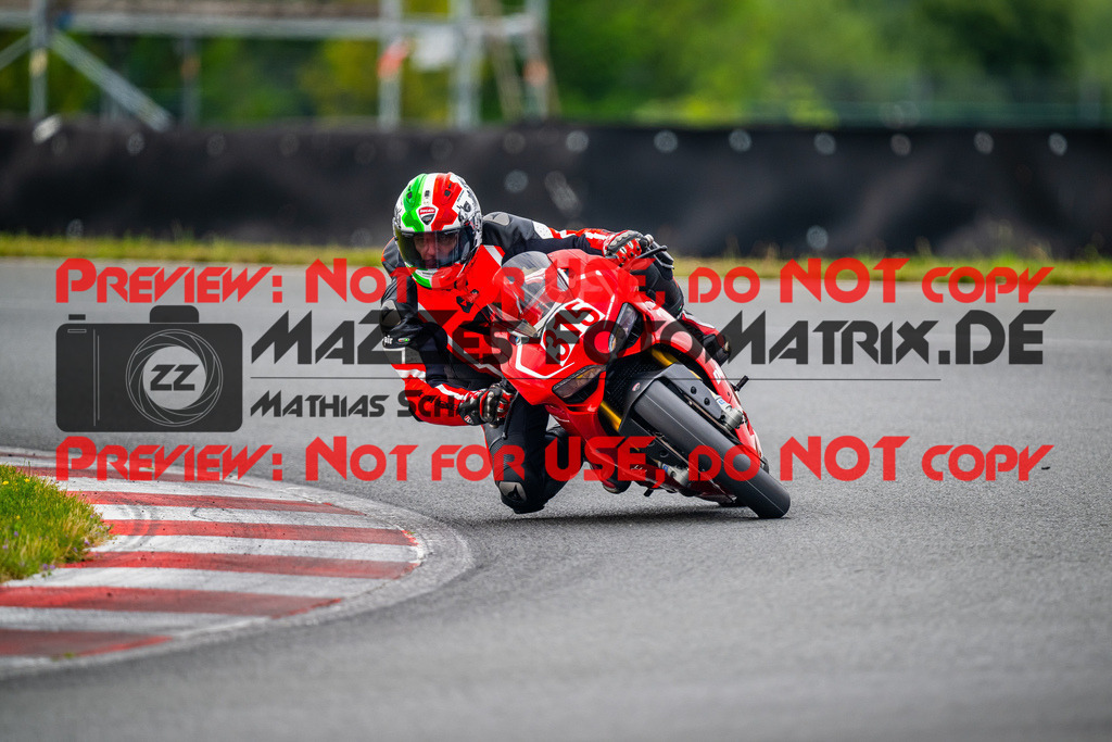 MaZZes_FotoMatrix_240724_6007705_3436 | ROT