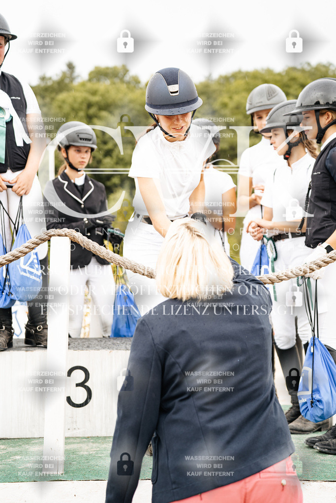 CK705177 | Turnierfotografie Pferdefotografie Trier Rheinland-Pfalz Pferdesport Reitsport Tierfotografie Sportfotografie Pferdevideo Pferdevideografie Equestrianvideography equestrianphotography  - Realisiert mit Pictrs.com