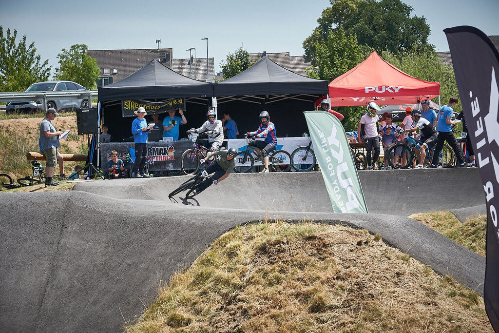 202506251-04 PM25 131@sebastiankopp | German Pumptrack Series - Realisiert mit Pictrs.com