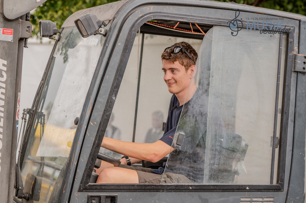 DSC_4065 | "Fussifoto.com – Ihr Ansprechpartner für hochwertige Fotografie! Entdecken Sie kreative Bilder und professionelle Dienstleistungen. Kontaktieren Sie uns für Ihre Projekte!"