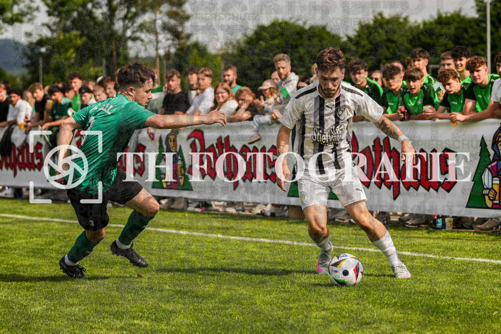 GER, FC Zell - FC Wittlingen, Fussball, Rothaus Bezirkpokal, Finale, Saison 2024/2025, 29.05.2025 | GER, FC Zell - FC Wittlingen, Fussball, Rothaus Bezirkpokal, Finale, Saison 2024/2025, 29.05.2025Foto: TH Fotografie/Alessio Bosco