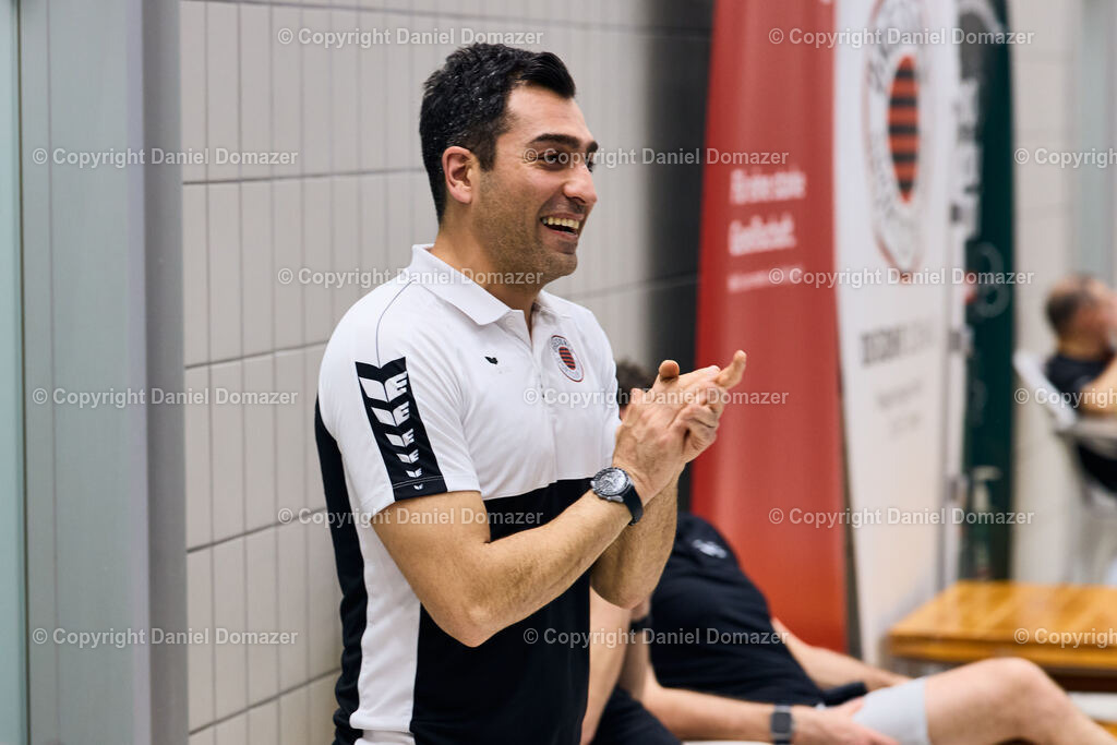 IYDMD2025_20250424164853_R62_5834_1 | Fotograf aus Berlin. Sport-, Event- und Porträtfotografie. In Zeiten sich immer weiter verbreitender Bildgeneration durch KI lege ich meinen Fokus auf authentische Darstellungen. - Realisiert mit Pictrs.com