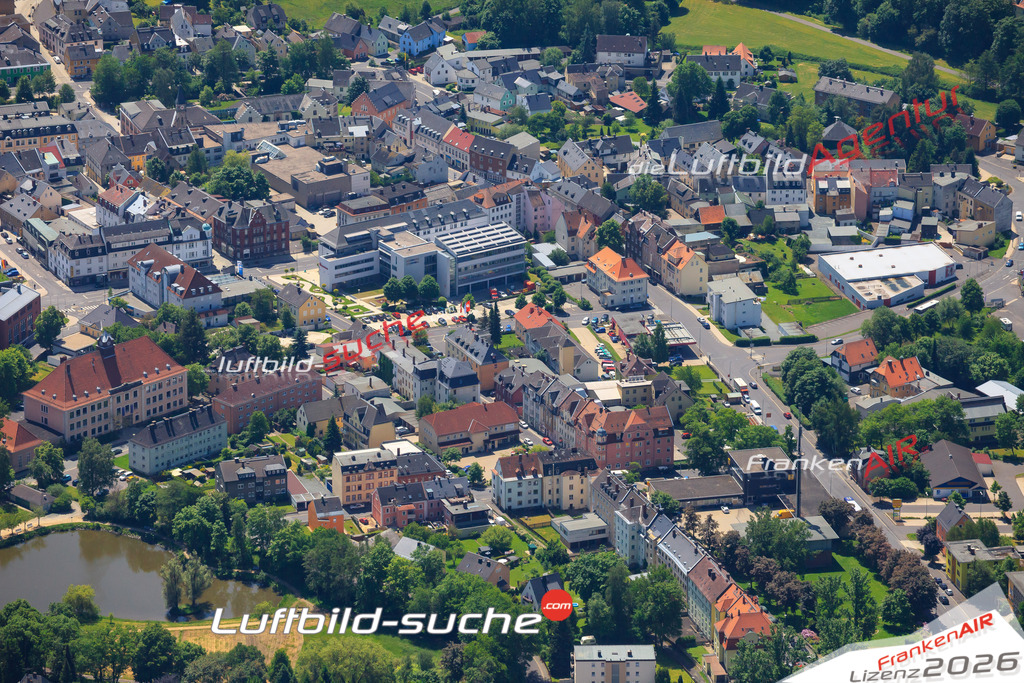 Die Luftaufnahme der Stadt Selb wurde vom UL-Flugzeug heraus erstellt ( keine Drohne )- hohe Auflösung für beste Qualität