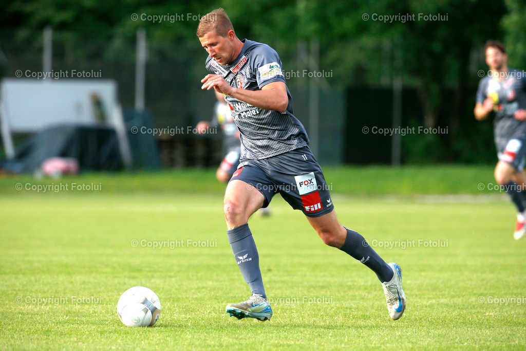 A_LUI_23052025_11 | SPORT FUSSBALL REGIONALLIGA MITTE ASKOE OEDT-UNION GURTEN 23.0.2025 IM BILD: FABIAN WIMMLEITNER (GURTEN) FOTO:FOTOLUI