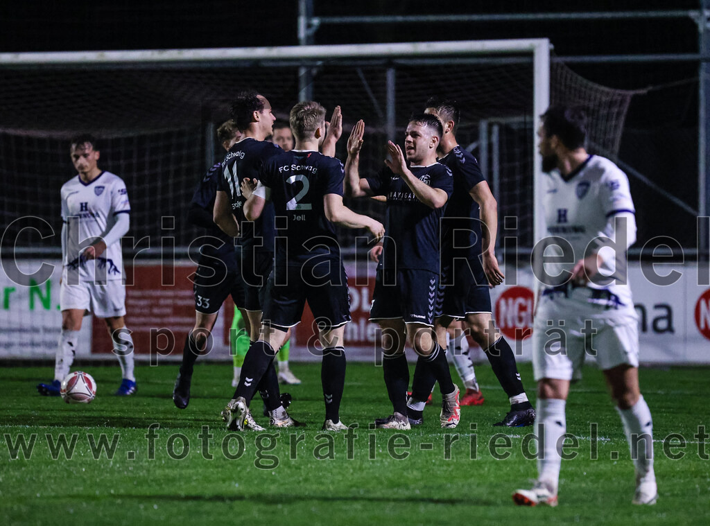 2024-03-15_078_FC_Schwaig_gegen_1_FC_Garmisch-Partenkirchen | Oberding, Deutschland, 15.03.2024:
Fußball, Landesliga Südost 2023 / 2024, 25. Spieltag, FC Schwaig gegen 1. FC Garmisch-Partenkirchen, Endergebnis: 4:0

Jubel nach dem 1:0 durch Raffael Ascher (FC Schwaig, #9)

Foto: Christian Riedel / fotografie-riedel.net
