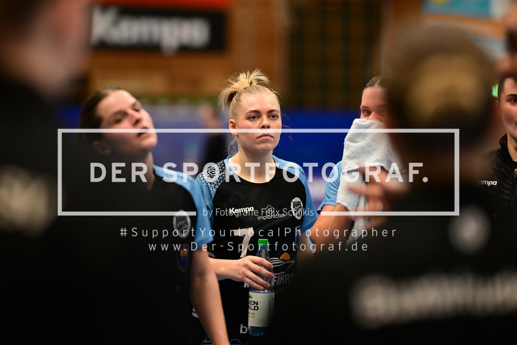 Handball I Frauen I Saison 2024-2025 I 1. HBF I 14. Spieltag I Buxtehuder SV - Neckarsulmer Sport-Union I 072198 | Der Sportfotograf. - Realized with Pictrs.com