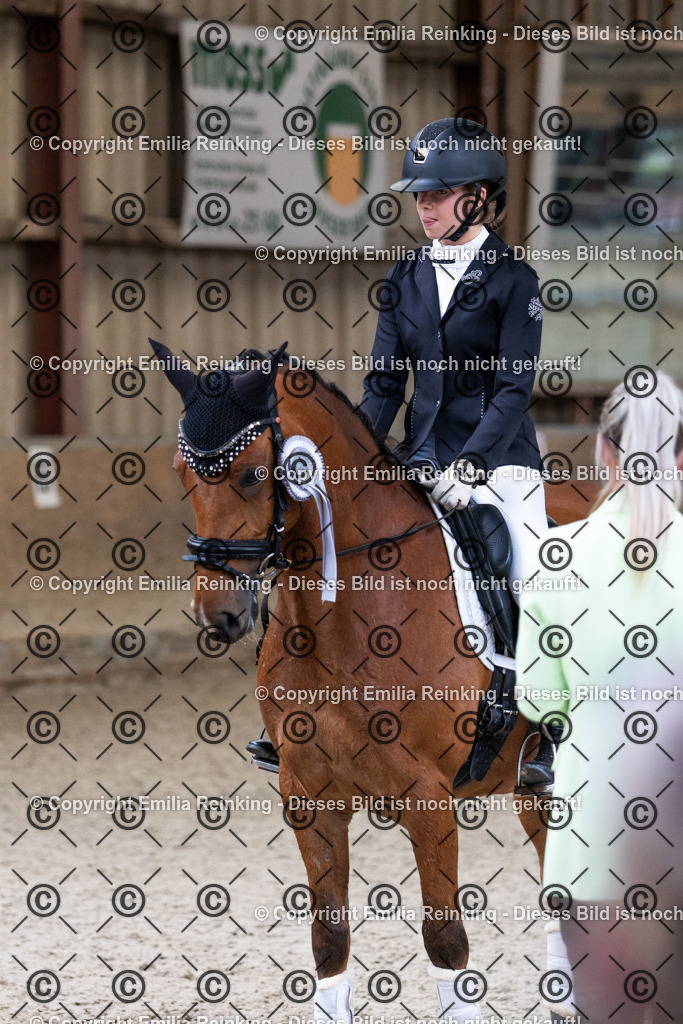 CL5A5446 | Emilia Reinking Fotografie - Realisiert mit Pictrs.com