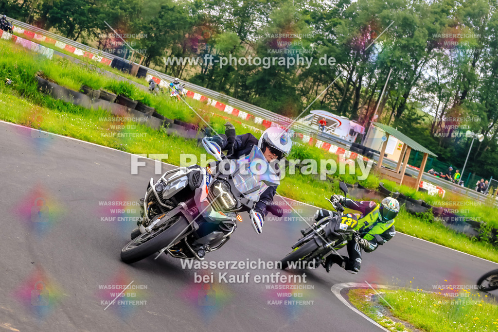 VBK-7048 | Hier findet Ihr Bilder von Touristenfahrten auf der Nürburgring Nordschleife oder von anderen Veranstaltungen die ich besucht habe. Viel Spass beim Durch Schauen 