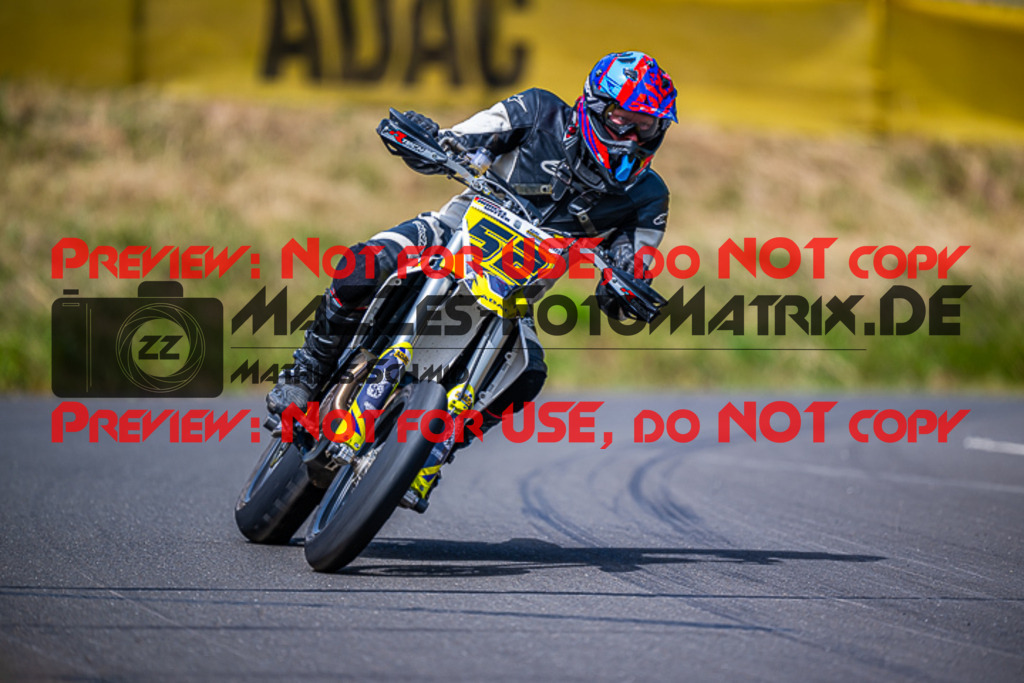 MaZZes_FotoMatrix_220618_5699 | UE40