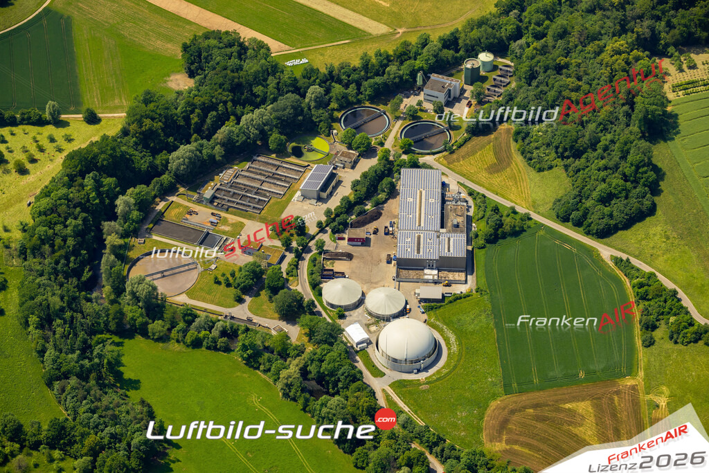 Das Luftbild zeigt Kläranlage Backnang - Die Luftaufnahme wurde 2023 vom UL-Flugzeug aus erstellt ( keine Drohne ) - Hochauflösende Luftaufnahme - Für grossformatige Ausdrucke geeignet. Die Geschenkidee !Mit Lizenz und Bildrechte bestellbar