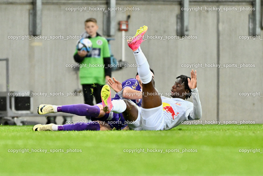 Austria Klagenfurt vs. FC Red Bull Salzburg | Austria Klagenfurt vs. FC Red Bull Salzburg, Austria Klagenfurt vs. FC Red Bull Salzburg am 24.04.2024 in Klagenfurt (Wörthersee Stadion ), Austria, (Photo by Bernd Stefan)
