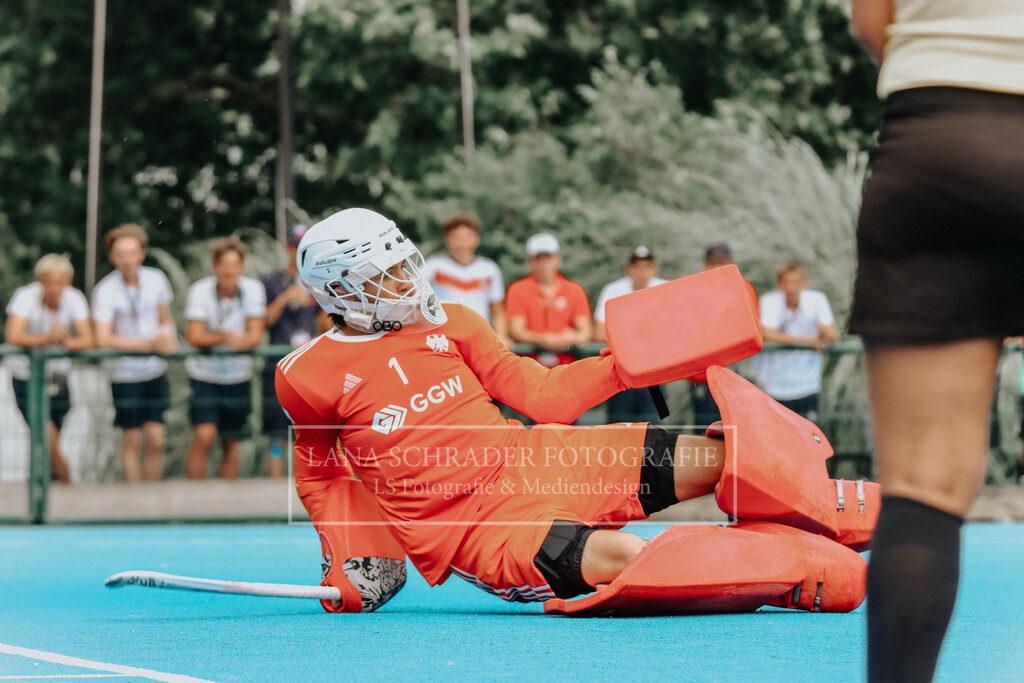 EM_MU18_F_GER-BEL_Lille_bearbeitet (2 von 7) | lanaschraderfotografie - Realisiert mit Pictrs.com