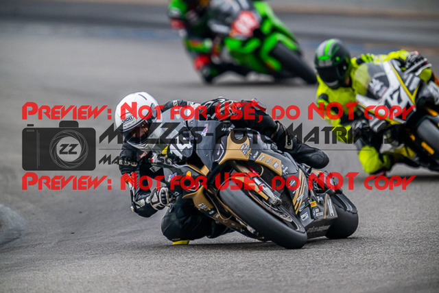 MaZZes_FotoMatrix_220925_0445 | PRO SUPERSTOCK