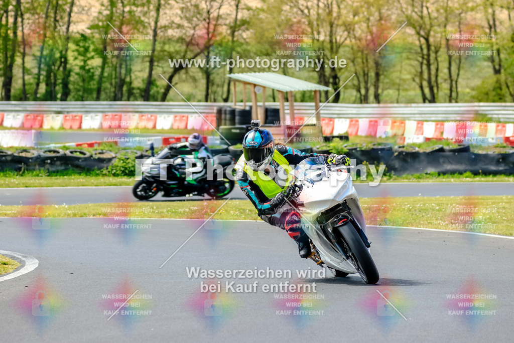 _OTO2388 | Hier findet Ihr Bilder von Touristenfahrten auf der Nürburgring Nordschleife oder von anderen Veranstaltungen die ich besucht habe. Viel Spass beim Durch Schauen 