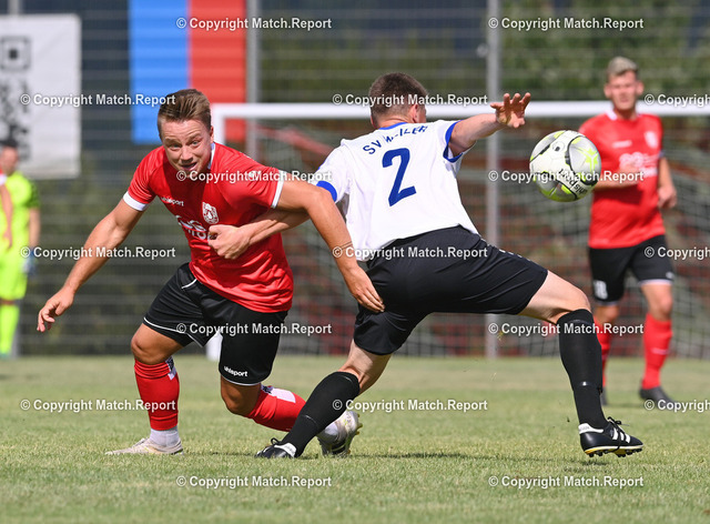 Fussball Eichenbergpokal Turnier in Hirrlingen 2022 | Fussball Eichenbergpokal Turnier  in Hirrlingen 2022   31.07.2020FinaleSV Hirrlingen - SGM Dettingen / WeilerKevin Hartmann (li, SV Hirrlingen) gegen Luca Barth (re, SGM Dettingen / Weiler)FOTO: ULMER PressebildagenturxxNOxMODELxRELEASExx