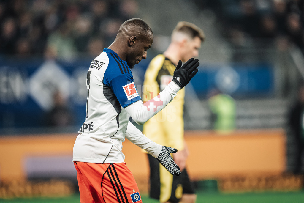 Fußball | Männer | Saison 2025/2026 | 1. Fußball-Bundesliga | 10. Spieltag | Hamburger SV vs. Borussia Dortmund | 08.11.2025 | Jean-Luc Dompe (#7, HSV) ärgert sich