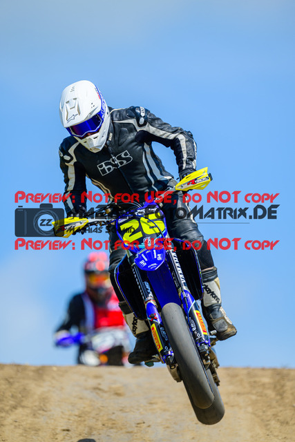 MaZZes_FotoMatrix_240622_6007705_7737 | UE40