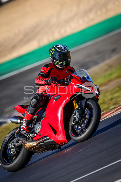 0053-260526NBR-009_53 | Deine Full-Service-Agentur für ✔️Videoproduktionen und ✔️Motorsportfotografie Jetzt Angebot anfragen!