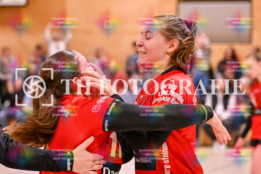 GER, SG Maulburg/Steinen - HSG Dreiland, Frauen-Handball, Oberliga Suedbaden, 3. Spieltag, Saison 2024/2025, 12.10.2024 | Laura Traeber (SG Maulburg/Steinen, #11), Miriam Wolpensinger (SG Maulburg/Steinen, #02)GER, SG Maulburg/Steinen - HSG Dreiland, Frauen-Handball, Oberliga Suedbaden, 3. Spieltag, Saison 2024/2025, 12.10.2024Foto: TH Fotografie/Thomas Hess