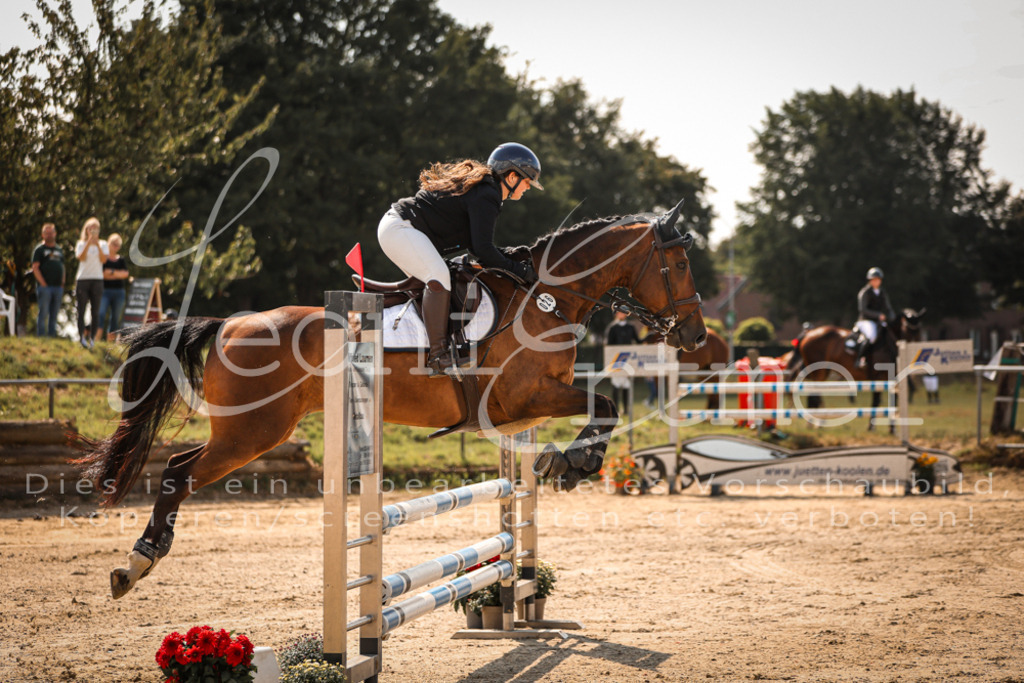 24.FrSpA00153 | Leoni Ertmer Photography - Realisiert mit Pictrs.com