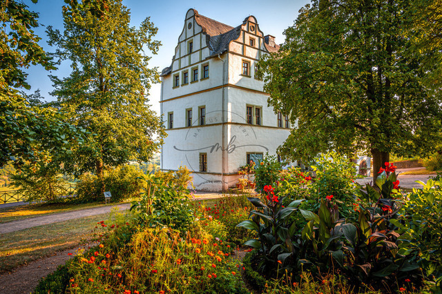 Renaissanceschloss Der Dornburger Schlösser | Professionelle Natur- & Landschaftsfotos als Poster, auf Leinwand & viele mehr. Wähle aus einer Vielzahl an Formaten & Materialien Dein perfektes Bild. - Realisiert mit Pictrs.com