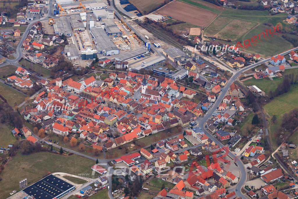 aktuelles Luftbild von  Schluesselfeld - Luftaufnahme wurde 2018 von https://frankenair.de mittels Flugzeug (keine Drohne) erstellt.
