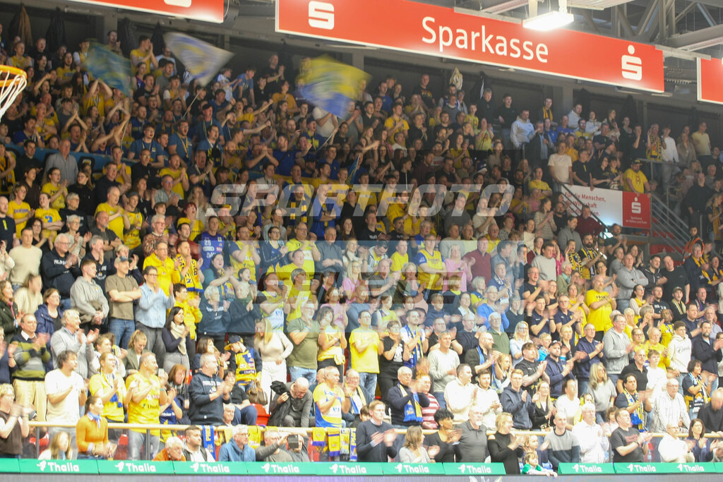 Phoenix Hagen Saison 25/26 - © Sportfoto-Sale (MK) | Fanblock Phoenix Hagen Saison 25/26 - © Sportfoto-Sale (MK) - Realisiert mit Pictrs.com