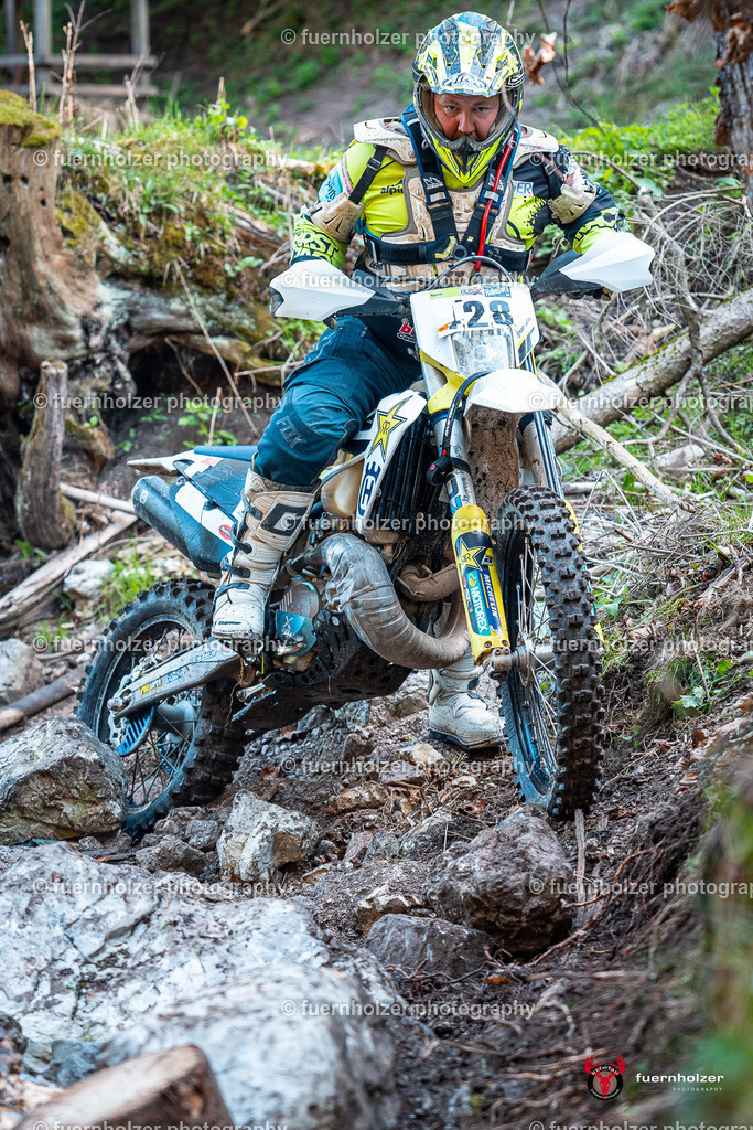 fuernholzer_250501-C1-244 | Fotografische Impressionen von der Red Stag Enduro Extreme by fuernholzer-photography.com. Endurosport in Österreich fotografisch festgehalten von fuernholzer. Auftragsfotografie für Private, Gewerbefotos und Industriefotografie. Eventfotografie, Sportfotografie und Motorsportfotografie. Anbieter von Fotoworkshops, Fototraining, fotografischen Vorträgen und Fotoseminaren.