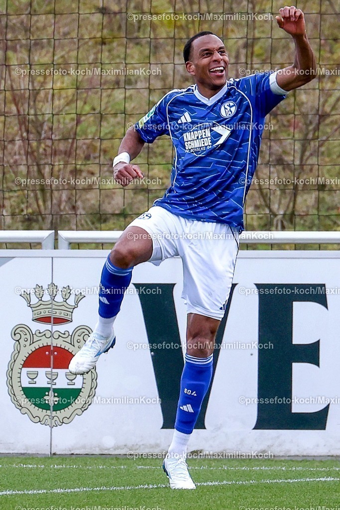 xSSCx15022601013 | 15.02.2026, xsscx, Herren Fussball, FC Schalke 04 U23 - Wuppertaler SV, Regionalliga West, 22. Spieltag, Parkstadion, Saison 2025 2026: Torjubel nach dem Tor zum 5:0 durch Torschuetze Yassin Ben Balla (FC Schalke 04 #25) DFB regulations prohibit any use of photographs as image sequences and or quasi-video. Photo: xSandraxScherningxPressefotoKochx