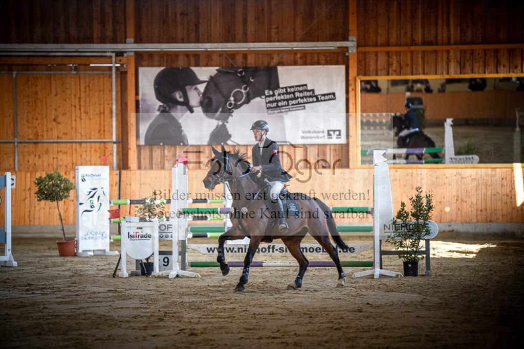 DOS_0329 | Entdecke hochwertige Reitturnierfotos von Foto Oger. Professionell, emotional und authentisch – jetzt Lieblingsmomente im Shop bestellen.Deutschlandweite Turnierfotografie. - Realisiert mit Pictrs.com