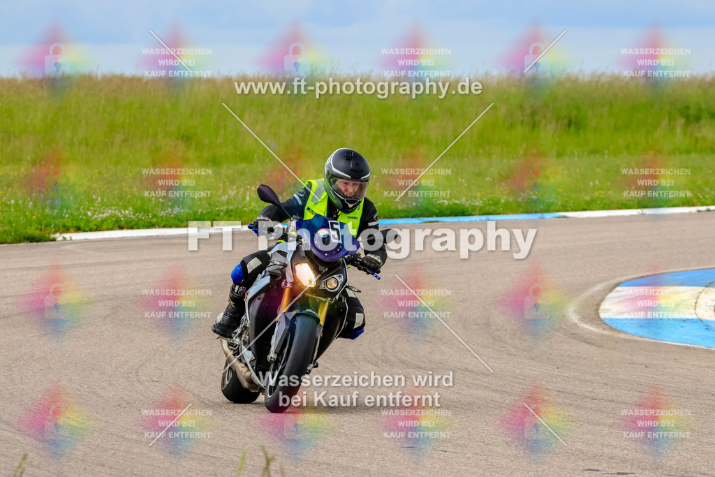 MotoTeam-2370 | Hier findet Ihr Bilder von Touristenfahrten auf der Nürburgring Nordschleife oder von anderen Veranstaltungen die ich besucht habe. Viel Spass beim Durch Schauen 