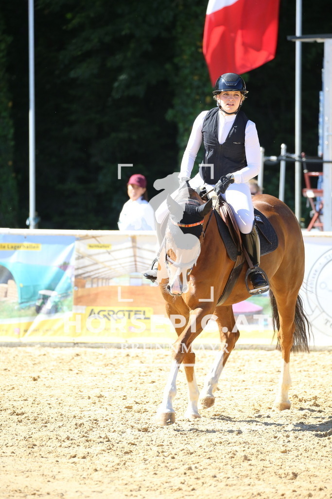 DL2Q0981 | Willkommen bei Brunnmayr - Design & Fotografie – Ihrem Spezialisten für Reitturniere und Pferdeveranstaltungen in Oberösterreich, Salzburg und Bayern! Seit über 17 Jahren sind wir leidenschaftlich dabei.