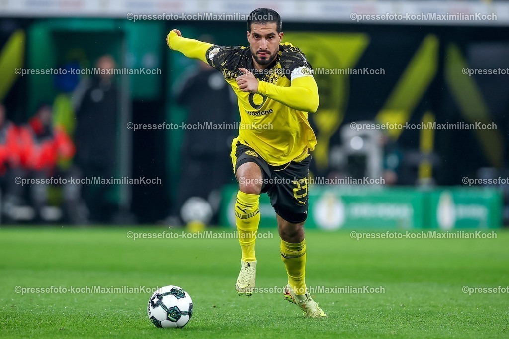 BVB02122501112 | 02.12.2025, Fußball, DFB-Pokal, Borussia Dortmund - Bayer 04 Leverkusen, Achtelfinale, Signal Iduna Park, Saison 2025 2026: Emre Can  (BVB #23) DFB regulations prohibit any use of photographs as image sequences and or quasi-video.