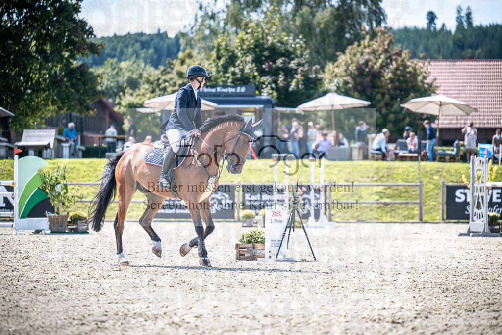 DOS_4203 | Entdecke hochwertige Reitturnierfotos von Foto Oger. Professionell, emotional und authentisch – jetzt Lieblingsmomente im Shop bestellen.Deutschlandweite Turnierfotografie. - Realisiert mit Pictrs.com