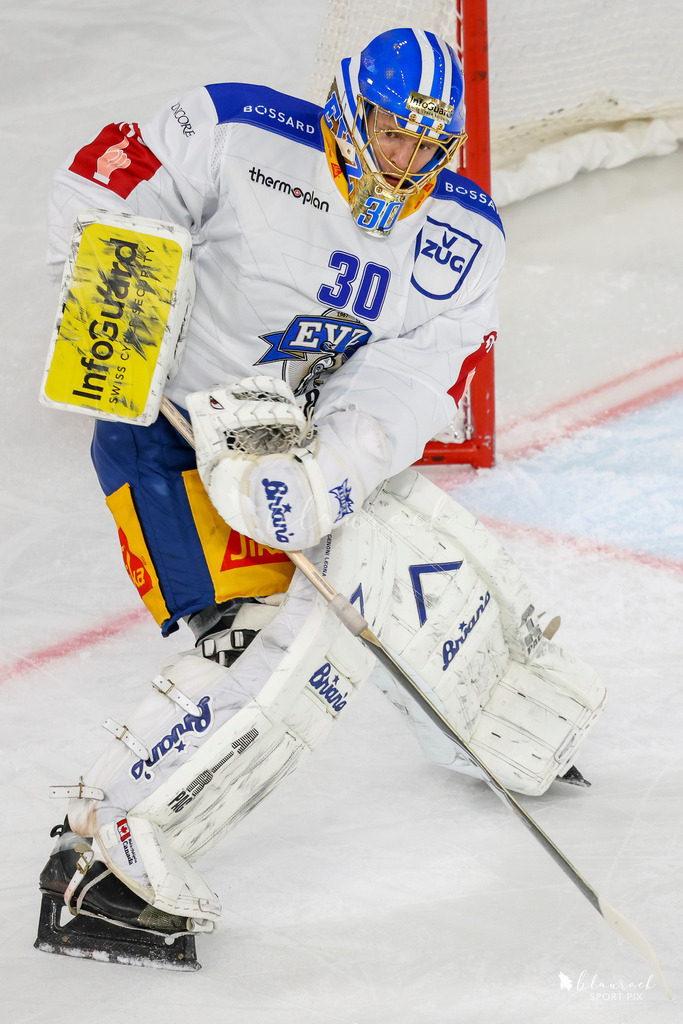09302025_EHCB vs EVZ_wb-8619 | Sportbilder, Sportfotograf, Hochzeits- und Eventfotografin, Flugshows, Portraits und Tiershooting, Aviation, Downhill, Nationalleague, Swissleague, International